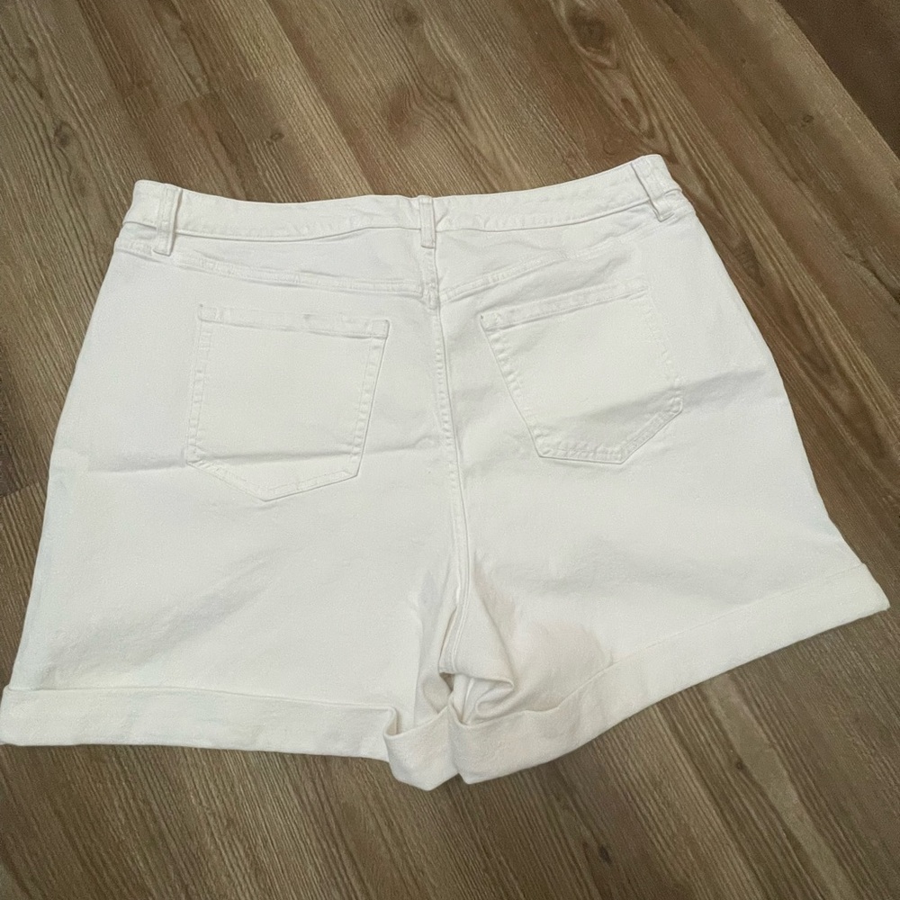 Lane Bryant Mid-rise Boyfriend Midi Short White Size 20 - Picture 8 of 8